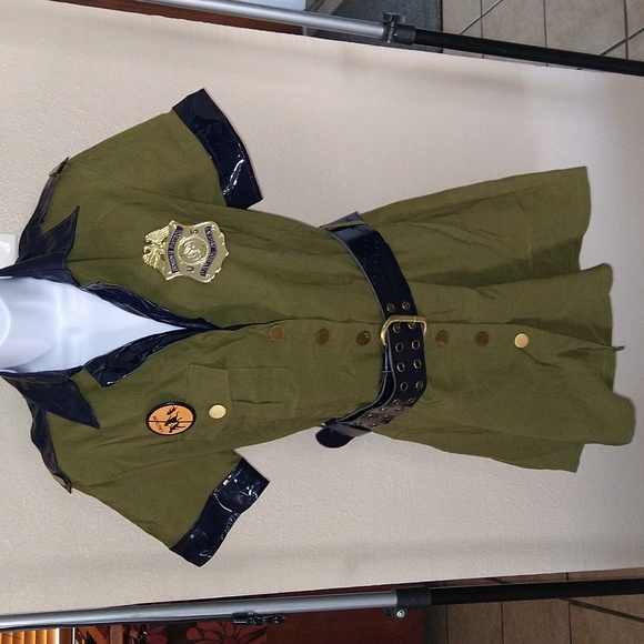 Halloween 4 PC Button Down Border Babe Outfit - Picture 3 of 9